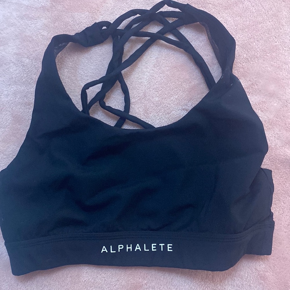 Alphalete womens sports bra